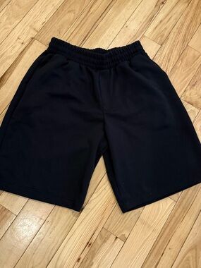 Bershka black shorts Men’s Medium elastic waist casual lounge streetwear